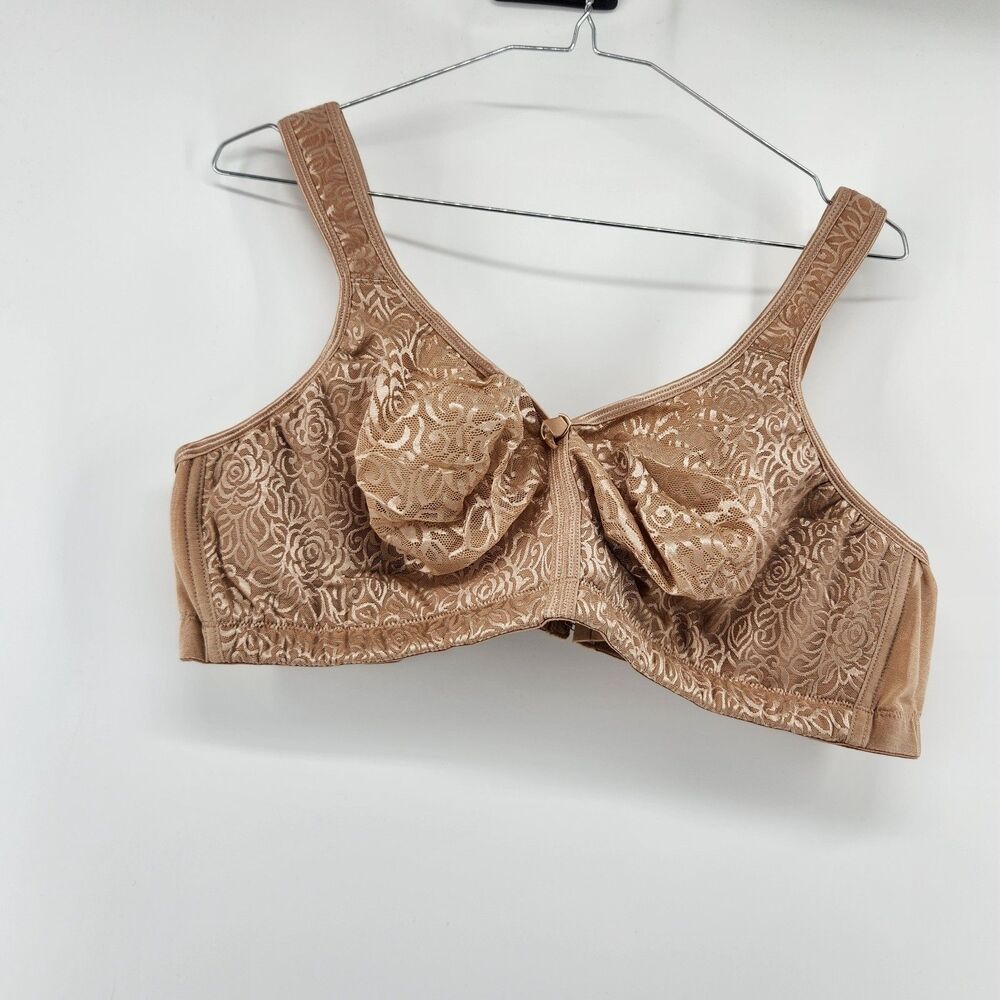 Breezies Women's 48C Beige Front Zip Support Bra NWOT